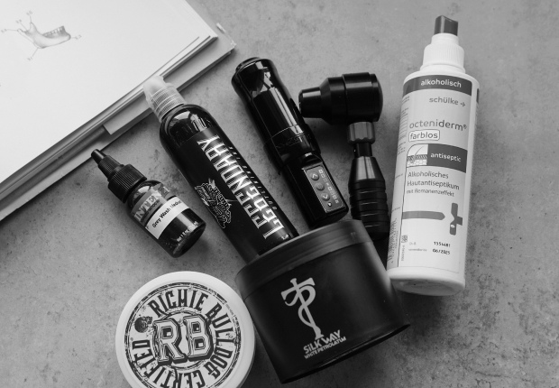 Professionelles Material und vegane Farben